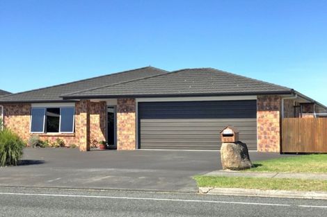 Photo of property in 369 One Tree Point Road, One Tree Point, 0118