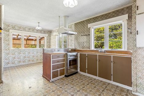 Photo of property in 154 Tawa Road, Kumeu, 0891