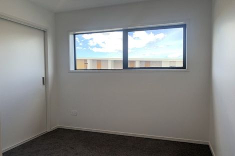 Photo of property in 70 Glidepath Road, Hobsonville, Auckland, 0616