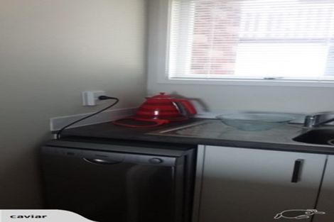 Photo of property in 2 The Promenade, Takapuna, Auckland, 0622