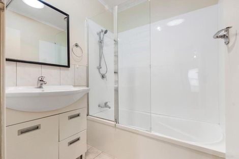 Photo of property in 4 Ranui Avenue, Ranui, Auckland, 0612