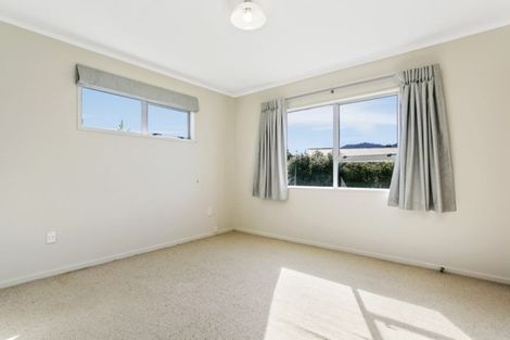 Photo of property in 2/23 Kiddle Drive, Hilltop, Taupo, 3330