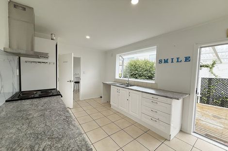 Photo of property in 7 Opal Avenue, Pakuranga, Auckland, 2010