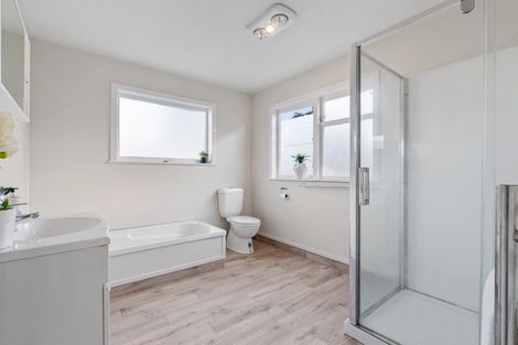 Photo of property in 73 Marne Road, Papakura, 2110