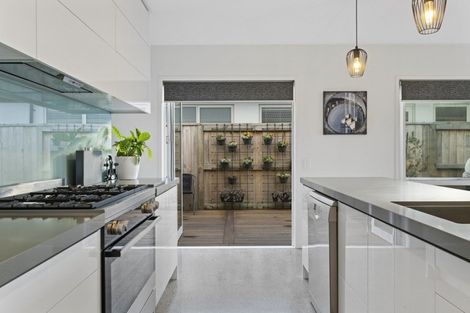 Photo of property in 74 Penetaka Heights, Pyes Pa, Tauranga, 3112