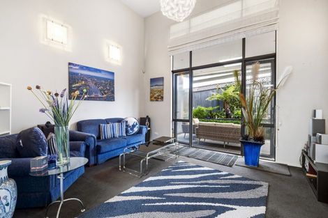 Photo of property in 2/81 Francis Street, Hauraki, Auckland, 0622