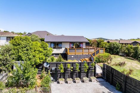 Photo of property in 4 Hebe Lane, Maungaturoto, 0520