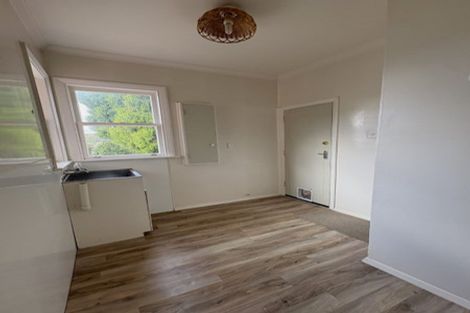 Photo of property in 70 Pine Avenue, Ebdentown, Upper Hutt, 5018