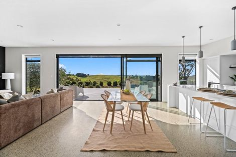 Photo of property in 77 Wairimu Way, Waipu, 0582