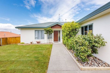 Photo of property in 106 Parnell Heights, Kelvin Grove, Palmerston North, 4414