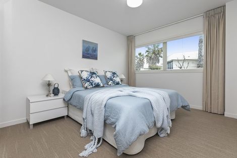 Photo of property in 1/154 Marine Parade, Mount Maunganui, 3116