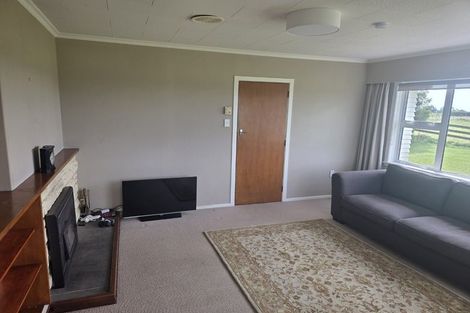 Photo of property in 86 Hill Road, Kaimiro, New Plymouth, 4371