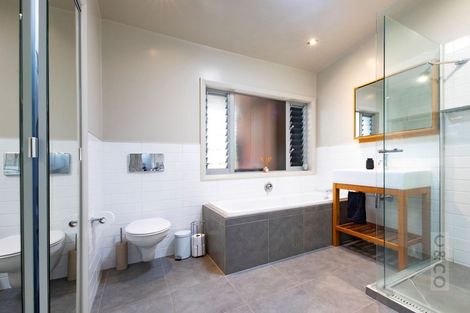 Photo of property in 175 Hanham Road, Kumeu, 0891