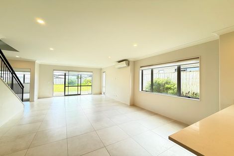 Photo of property in 6 Appaloosa Street, Karaka, Papakura, 2113