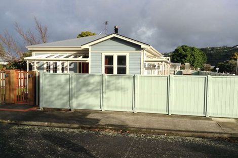 Photo of property in 49 Tama Street, Alicetown, Lower Hutt, 5010