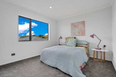 Photo of property in 2/177 Old Wairoa Road, Papakura, 2110