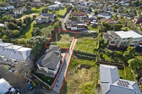 Photo of property in 11c Kaihu Street, Northcote, Auckland, 0627