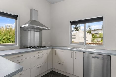 Photo of property in 2 Sandpiper Lane, Mangawhai Heads, Mangawhai, 0505