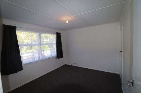 Photo of property in 32 Montreal Grove, Kingston, Wellington, 6021