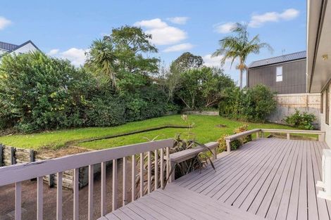 Photo of property in 9 Glucina Place, Glen Eden, Auckland, 0602