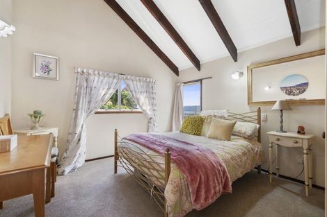 Photo of property in 72 Mountain Road, Western Heights, Rotorua, 3015