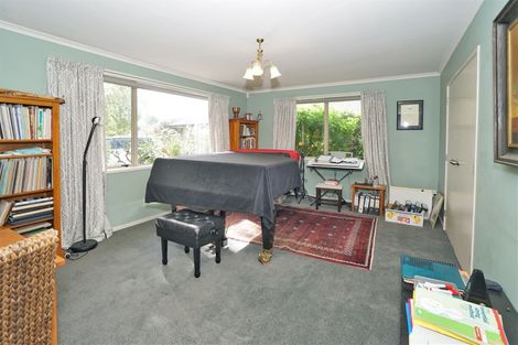 Photo of property in 32 Callum Brae Drive, Rototuna, Hamilton, 3210