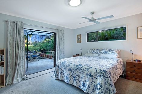Photo of property in 125 Stoney Creek Drive, Waitakere, Henderson, 0782