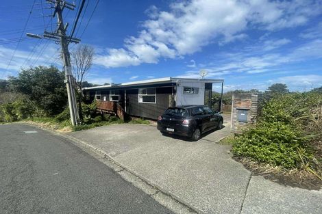 Photo of property in 84 Salford Street, Newlands, Wellington, 6037