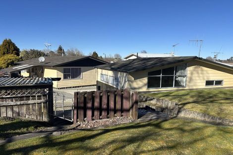 Photo of property in 12 Karaka Place, Tokoroa, 3420