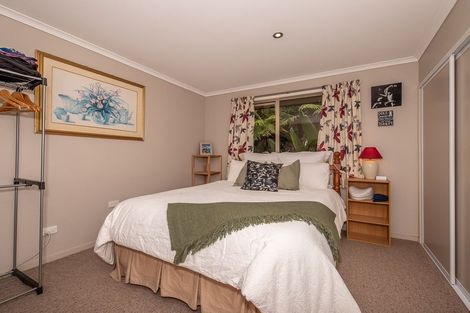 Photo of property in 42 Peel Street, Westport, 7825