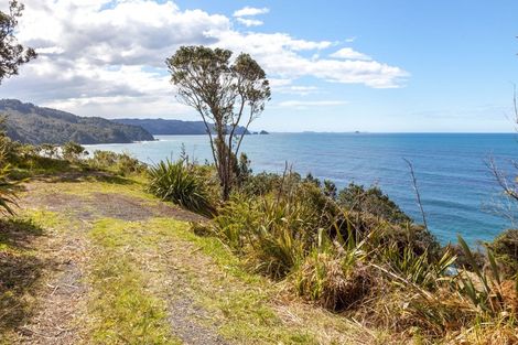 Photo of property in 66 Motuhoa Road, Tairua, 3508