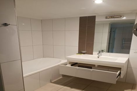 Photo of property in Bellagio Apartments, 6e/39 Taranaki Street, Te Aro, Wellington, 6011