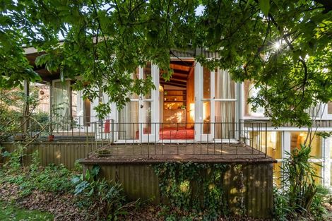 Photo of property in 6 Penton Road, Stanmore Bay, Whangaparaoa, 0932