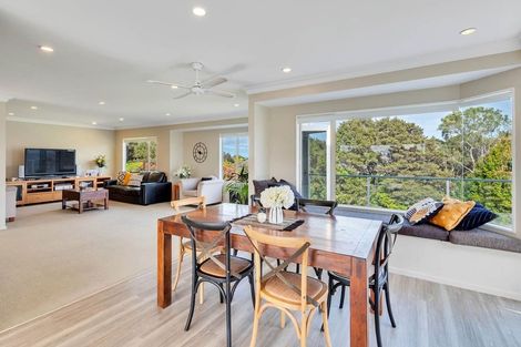 Photo of property in 259 Kaipara Road, Papakura, 2582