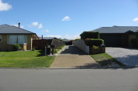 Photo of property in 22 Durrell Way, Rolleston, 7614