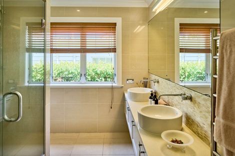 Photo of property in 5 Cheviot Road, Lowry Bay, Lower Hutt, 5013