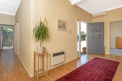 Photo of property in 84a Iranui Road, Inner Kaiti, Gisborne, 4010