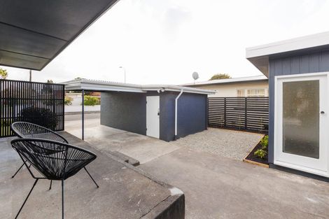 Photo of property in 6 Cremorne Avenue, Hokowhitu, Palmerston North, 4410