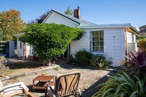 Photo of property in 1673 Teviot Road, Millers Flat, Roxburgh, 9572