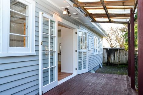 Photo of property in 24 Normandy Avenue, Melville, Hamilton, 3206