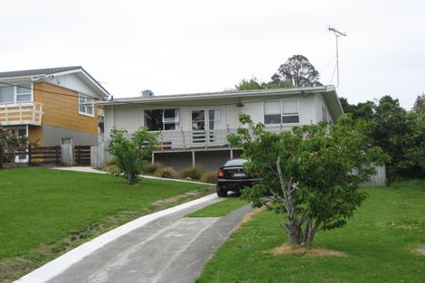 Photo of property in 18 Sundown Avenue, Manly, Whangaparaoa, 0930