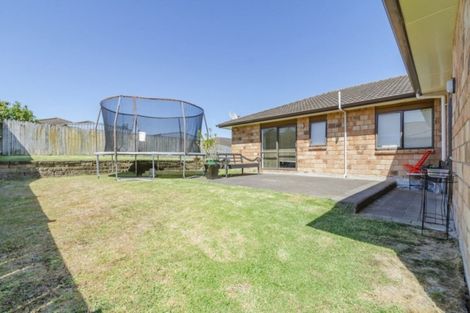 Photo of property in 27 Artillery Drive, Papakura, 2110