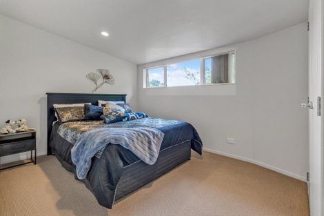 Photo of property in 47 Pohutukawa Avenue, Shelly Park, Auckland, 2014