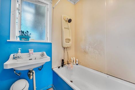 Photo of property in 11 Alexander Crescent, Otara, Auckland, 2023