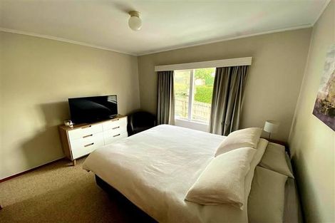 Photo of property in 2/12a Bay Road, Saint Heliers, Auckland, 1071