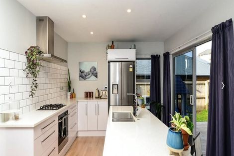 Photo of property in 28 Keston Crescent, Flagstaff, Hamilton, 3210