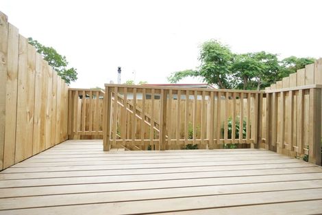 Photo of property in 3/22 Takapu Street, Henderson, Auckland, 0612