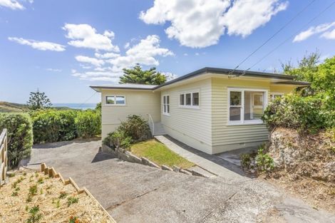 Photo of property in 25 Kahu Road, Paremata, Porirua, 5024