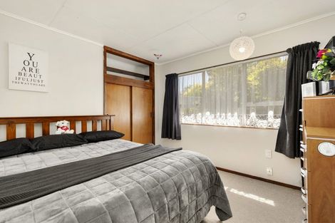 Photo of property in 8 Radiata Grove, Brown Owl, Upper Hutt, 5018