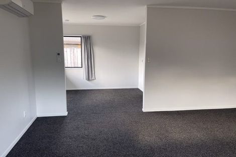 Photo of property in 1/18 Ross Martin Court, Conifer Grove, Takanini, 2112